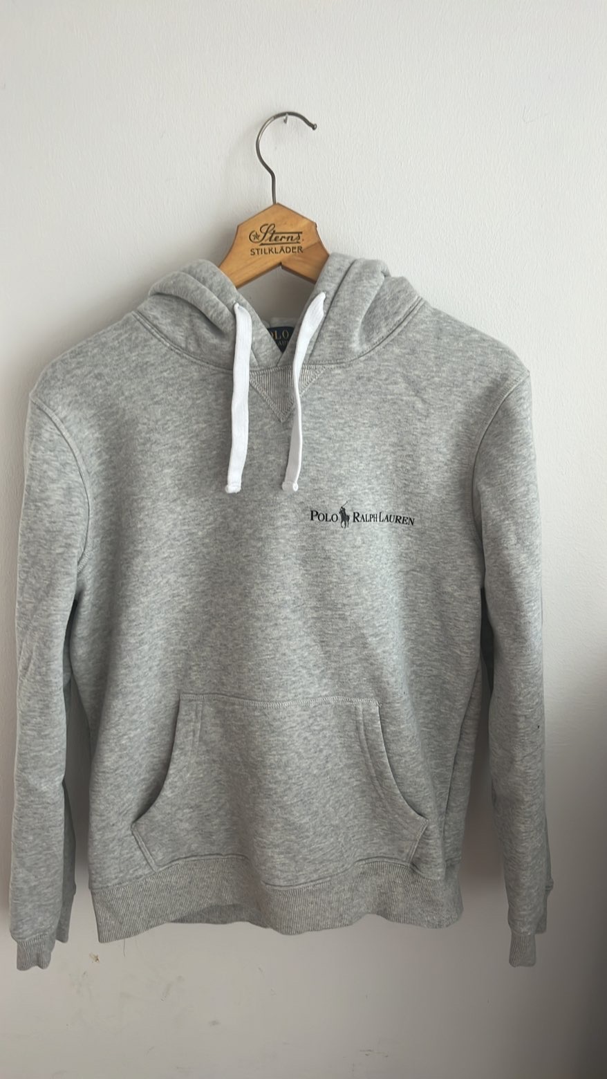 Polo Ralph Lauren Hoodie Grå plagget i verkligheten